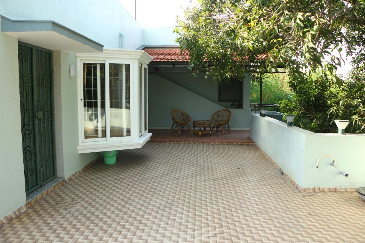 蓬蒂切里Penthouse 2Bhk With Bathtub And Terrace别墅 外观 照片