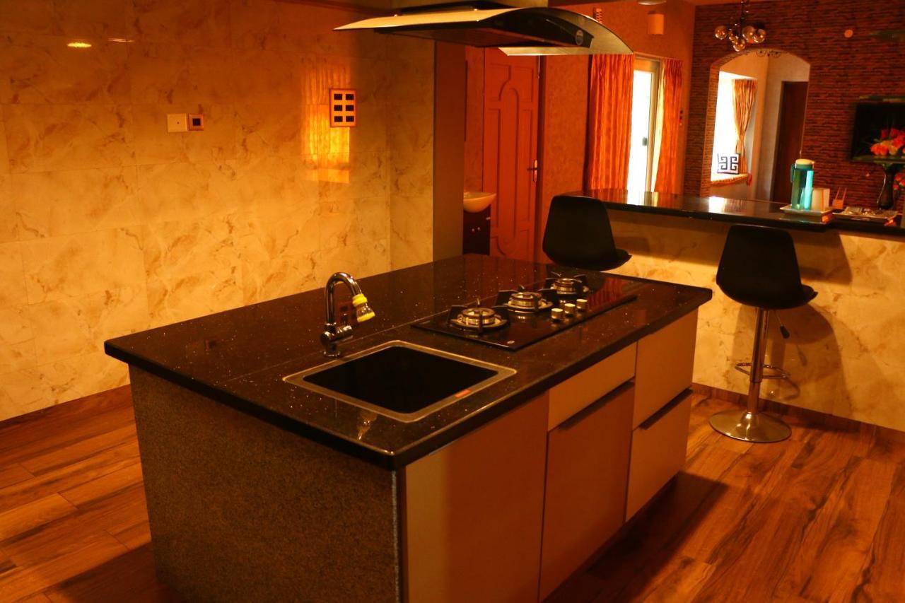 蓬蒂切里Penthouse 2Bhk With Bathtub And Terrace别墅 外观 照片