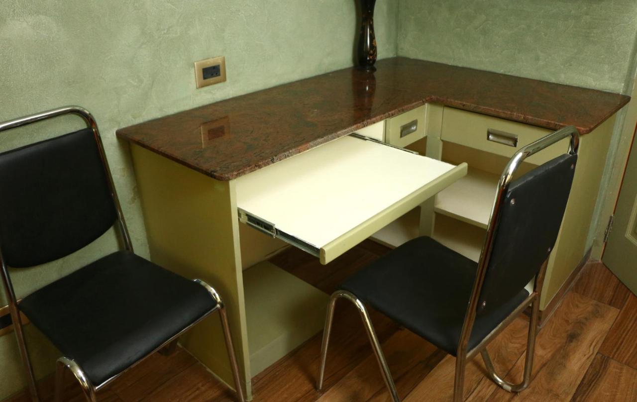 蓬蒂切里Penthouse 2Bhk With Bathtub And Terrace别墅 外观 照片