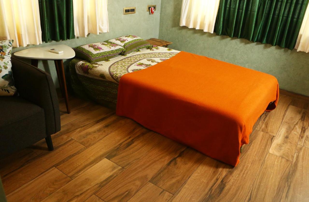 蓬蒂切里Penthouse 2Bhk With Bathtub And Terrace别墅 外观 照片