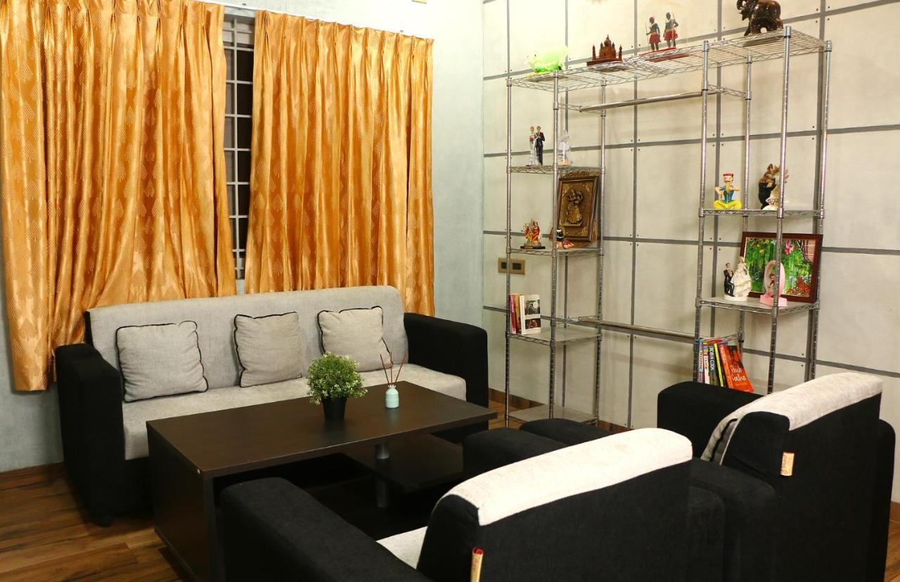 蓬蒂切里Penthouse 2Bhk With Bathtub And Terrace别墅 外观 照片