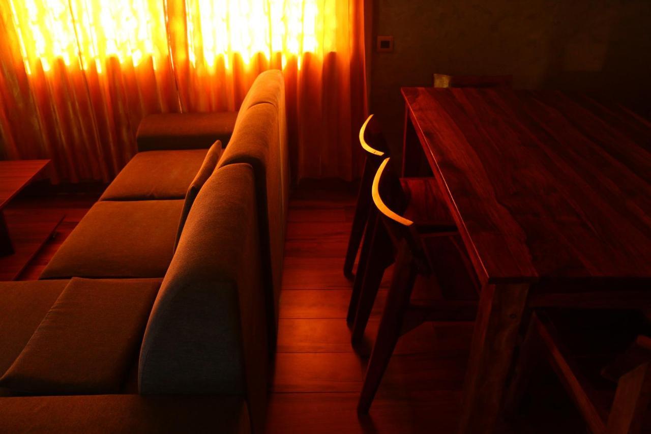 蓬蒂切里Penthouse 2Bhk With Bathtub And Terrace别墅 外观 照片